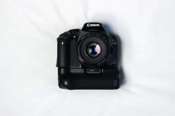 Canon EOS 600D camera 2018